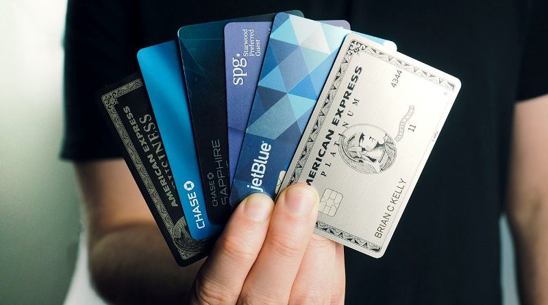 Which Is A Desirable Characteristic To Look For When Choosing A Credit Card?